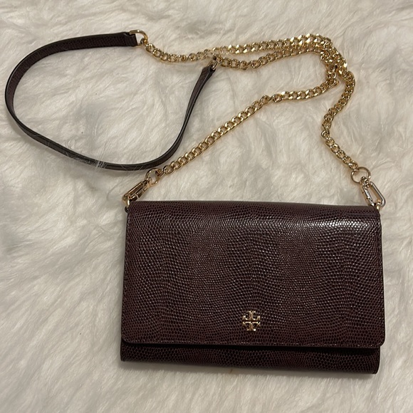 Tory Burch Emerson Embossed Lizard Chain Wallet - Picture 7 of 8